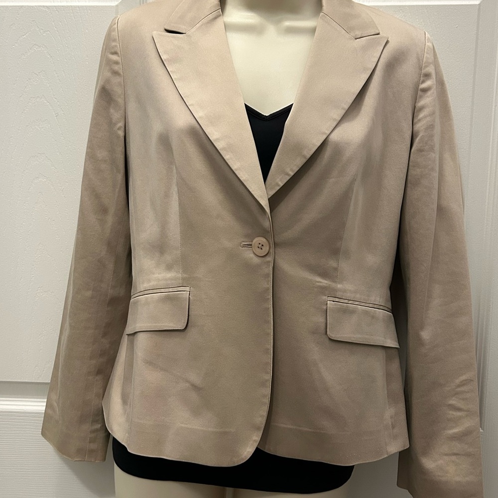 Ann Taylor Women's Tan Blazer